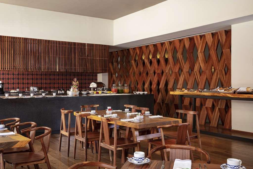 Hotel Hyatt Centric Campestre León de los Aldamas Restaurant photo